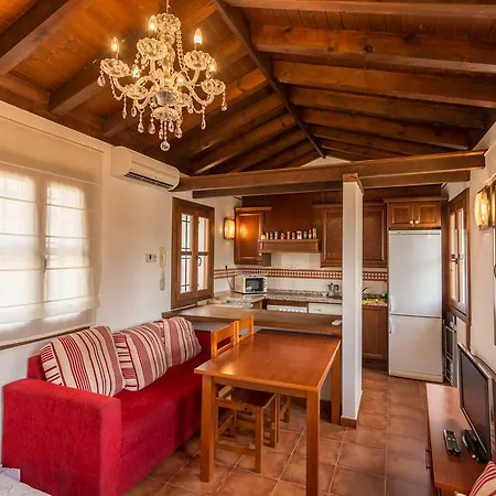 Serranos Apartment *